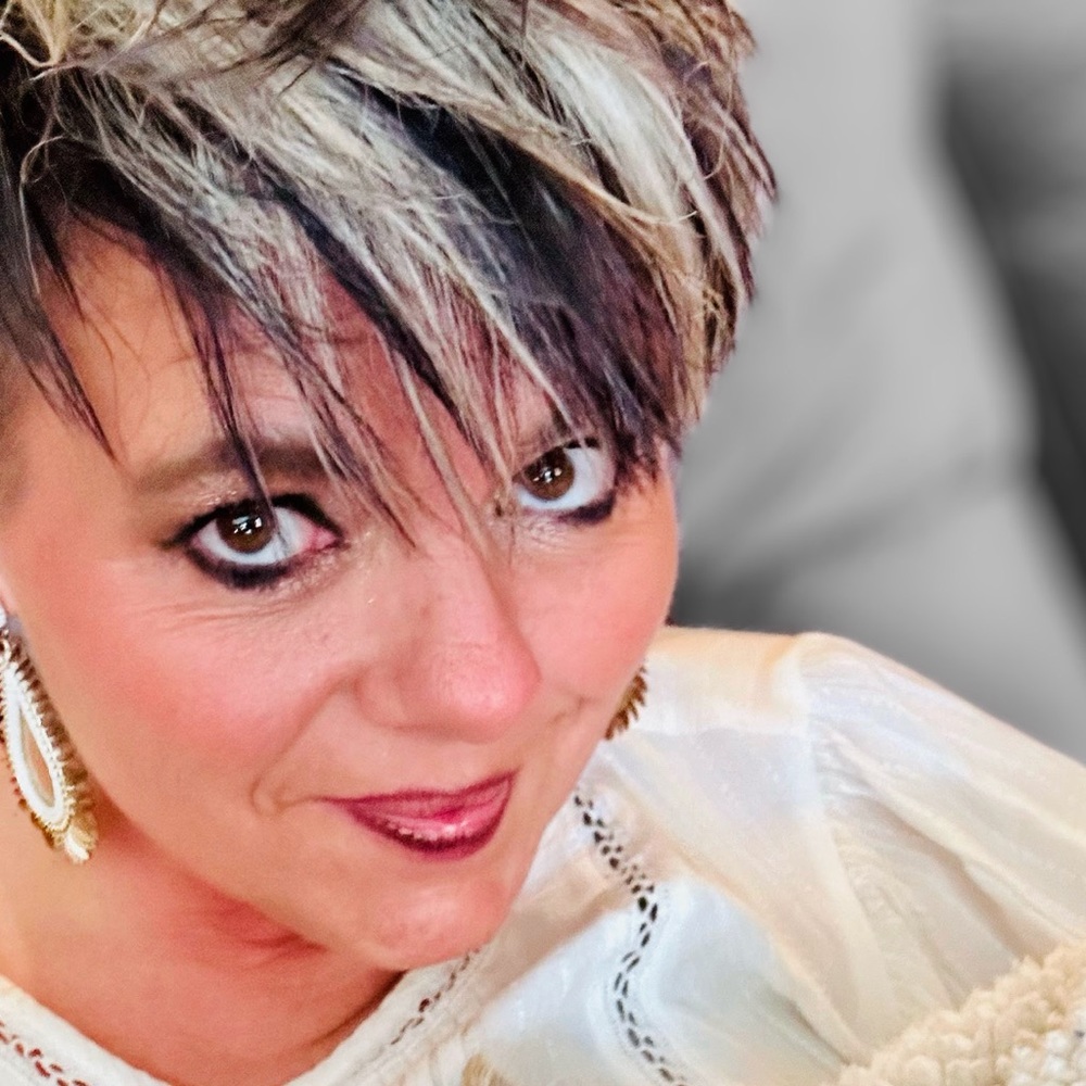 Meet your Posher, Andrea